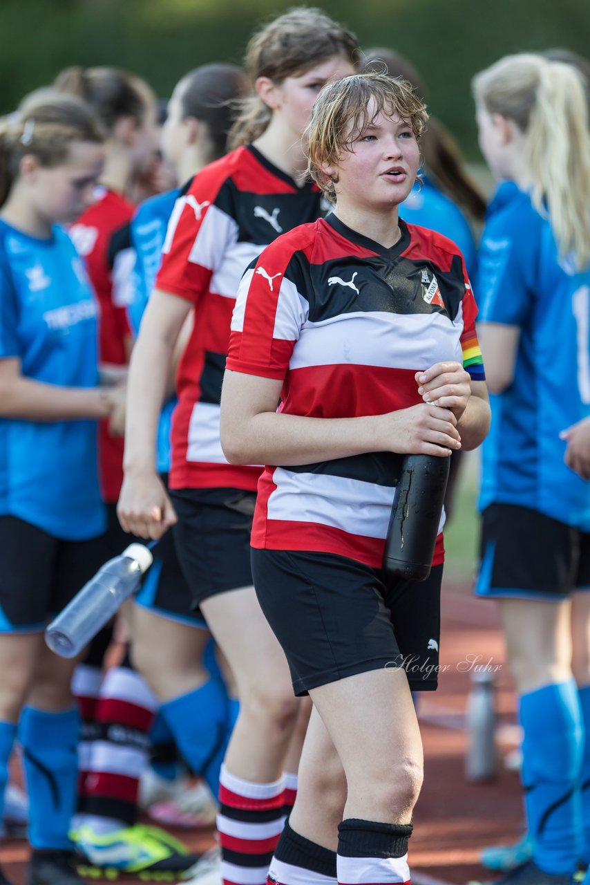 Bild 56 - Loewinnen Cup